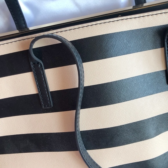 Call it Spring Bag - New without Tag - Never use - Picture 3 of 5